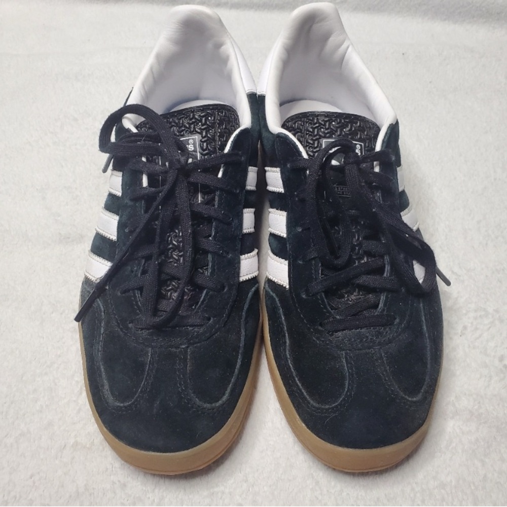 Adidas Gazelle Black 3-Striped Suede Gum Indoor Low Top Sneakers